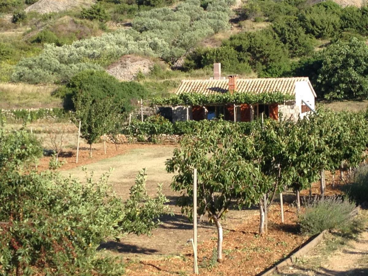 Vila Secluded House With A Parking Space Podhumlje, Vis - 13984 Komiža Exteriér fotografie